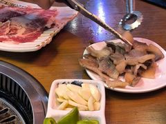 -豚豚猪村烤肉·韩国烤肉(总店)