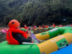 -安吉龙王山峡谷漂流
