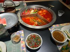 -廖掌柜·重庆鲜货火锅(上海首店)