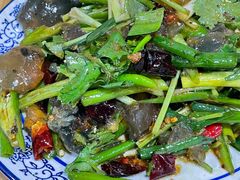 皮蛋老虎菜-六禾熏酱小酒馆·东北菜(海甸岛店)