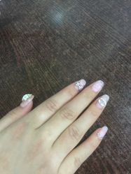 picture-孔雀手美甲美睫护理
