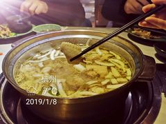 -狐狸爱上椰子鸡(滨江星光大道店)