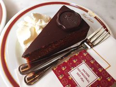 -Cafe Sacher(WIEN)