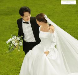 -金色芭莎婚纱摄影(昆山店)
