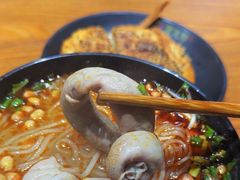 -青石桥老瓦房肥肠粉总店(青石桥总店)
