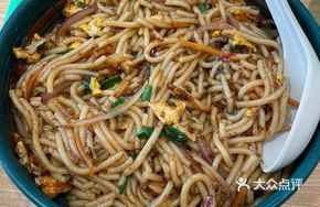 Beef Sauce Stir-Fried Rice Noodles