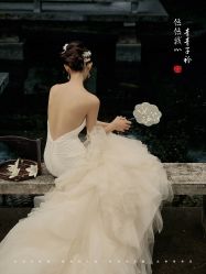 -雪中彩影婚纱摄影·微光艺术中心