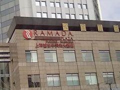 201202073825-上海浦东华美达大酒店
