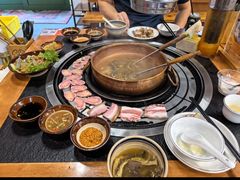 -阿山卓·野生菌火锅·纳西火塘烤肉