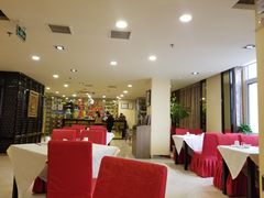 大堂-金杏·粘卷子 烤鸭 农家菜