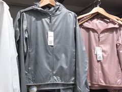 -优衣库(青岛伟东乐客城店)