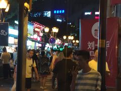 -八一好吃街·高品美食广场