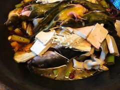 -忆乡情铁锅炖鱼饭店(延庆店)