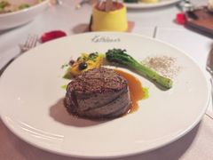 西冷牛排-Kathleen's Waitan 凯圣琳江景西餐厅(外滩店)