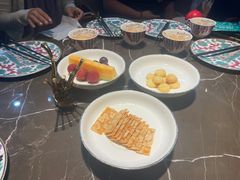 -海派悦庭·海胆烧麦·新融合菜(凯德广场店)