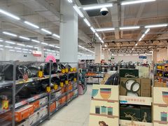 -沃尔玛购物广场(广场路店)