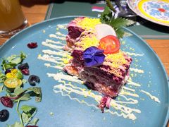 -米德维奇俄式西餐厅(西六道街店)