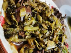 酸菜炒鸡杂-得福农庄