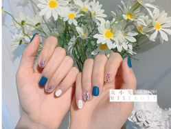 -米小兔美甲美睫