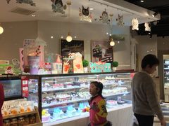 -85度C(生甜甜圈研究工坊·上海平凉店)