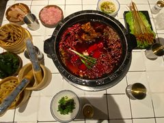 -卤校长老火锅(杨家坪直营店)