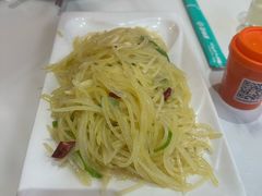 -鲁南仔·滕州炒鸡(经三路店)