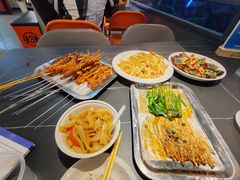 -老街烧烤(华中农业大学梧桐路步行街店)