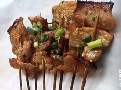 -华府九号海鲜烧烤大排档(龙域店)