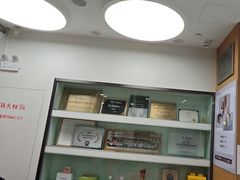 -雅悦齿科(顾村公园店)