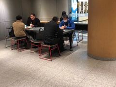 大堂-麦当劳(中山公园龙之梦店)
