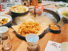 -山河屯铁锅炖·非遗东北菜(南山店)