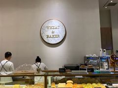 面包甜点陈列柜-WHEAT&BAKER-麥(凯德来福士店)