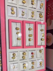 -周生生Chow Sang Sang(新世界店)