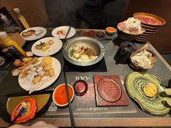 -牛YO寿喜烧·铁板烧和牛火锅自助(市府恒隆店)