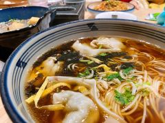 弄堂芥菜云吞面-弄堂小笼包(西青中北永旺购物中心店)