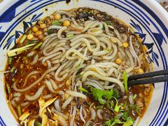 -胡大怪手工酸辣粉(安亭店)