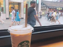 燕麦拿铁-星巴克(成都太古里二店)