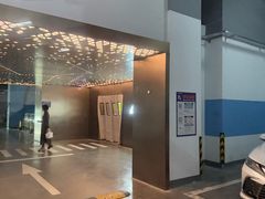 -宝龙城市广场1期-地下停车场