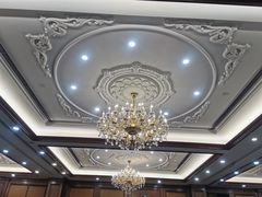 -山明水秀大饭店