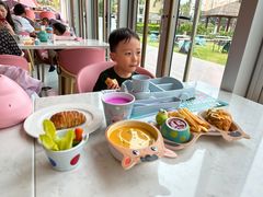 -水桶王国主题餐厅·聚会·生日派对·亲子活动·家庭套餐(亚龙湾希尔顿店)