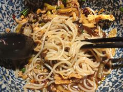 -粉家柳州螺蛳粉(杨宅路店)