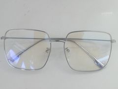 -翰佐蔡司小乐圆·依视路星趣控·暴龙眼镜折扣店