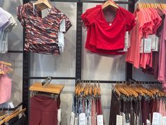 -lululemon(比斯特购物村店)