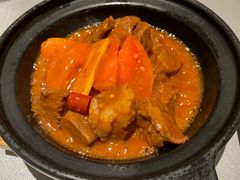 传统萝卜牛腩煲-维园悦谱·海派家常菜(乌鲁木齐南路店)