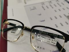 -吴良材眼镜(北中路店)