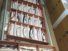 -广州宝岛眼镜武汉和光眼镜市场西区店