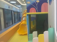 -极橙儿童齿科矫正中心(奥城店)