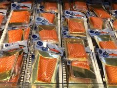 -盒马鲜生(红莲店)
