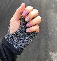 -悦指间美甲美睫