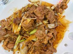 麻爷葱爆羊肉-金家老三饭庄(常营店)